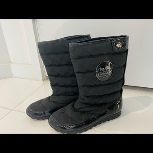Coach boots